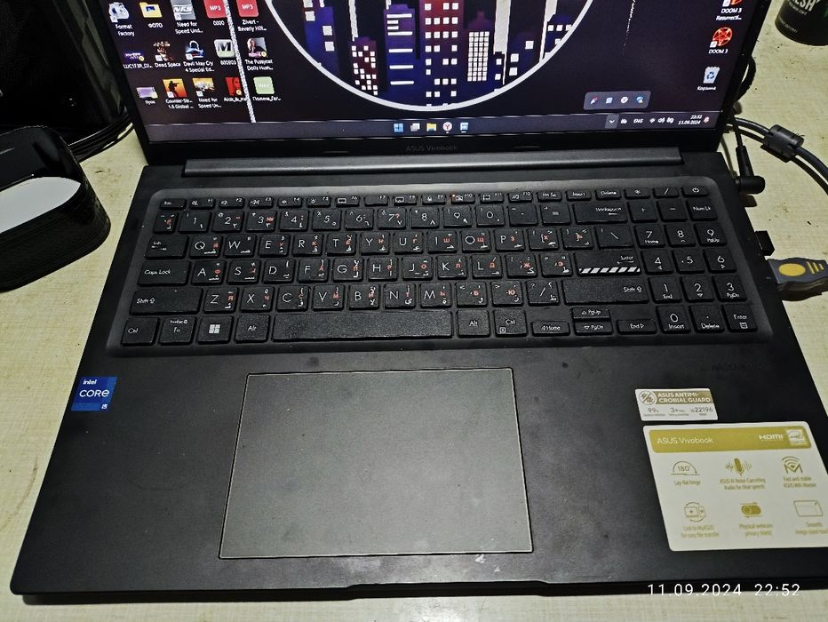 Продам ноутбук Asus viviobook