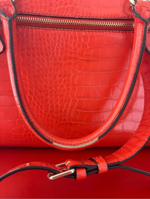 Оранжева чанта Guess