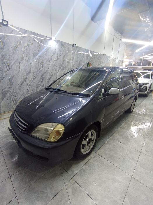 Продам Toyota Nadia