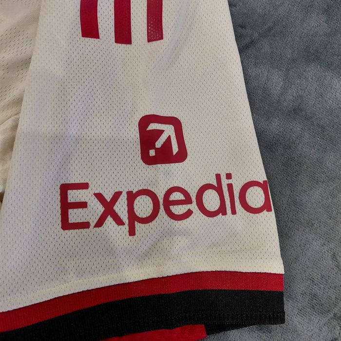 ADIDAS тениска на Liverpool НОВИ