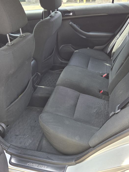 Toyota avensis 2005 358.298km