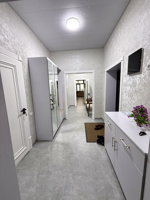 По суточному сдаётся 5-комнатная PREMIUM класс в Дагбитском районе