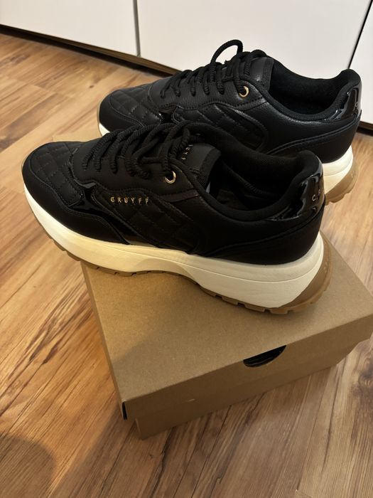 Маратонки CRUYFF