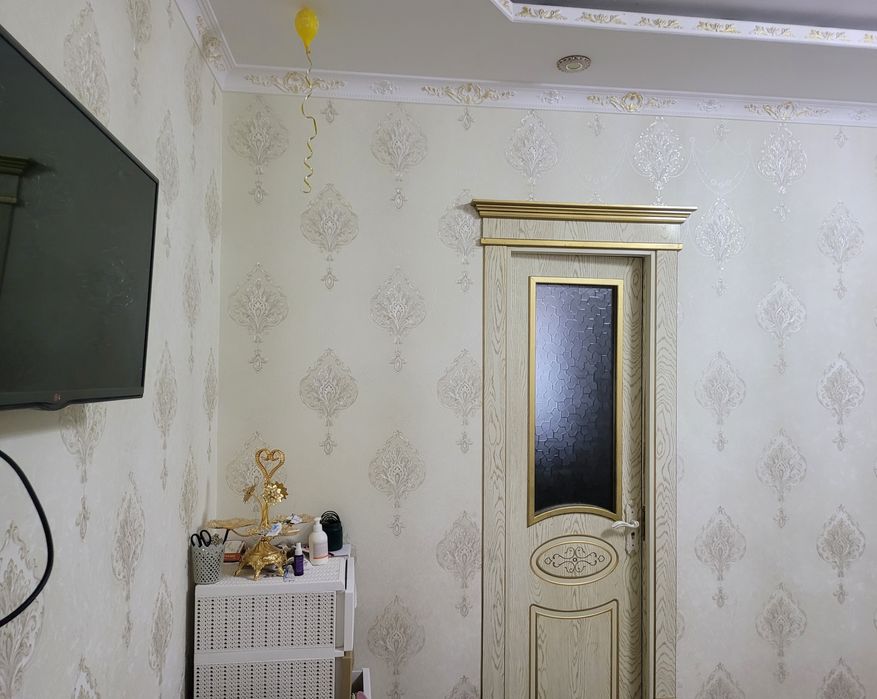 Куйлик куйлюк массив 4  1 квартира сотилади