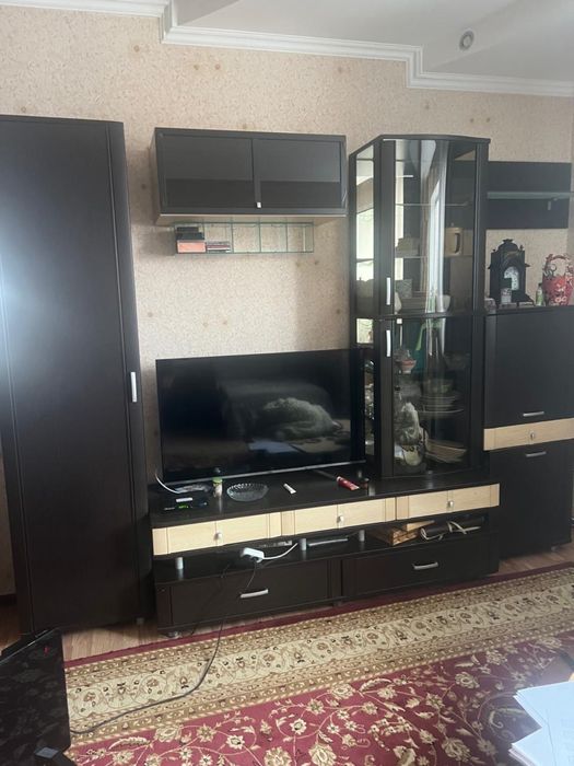 Продам стенку в гостинную