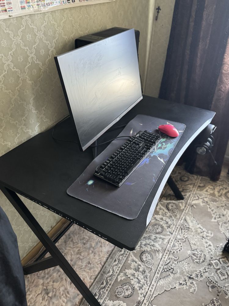 Продаю игровой стол
