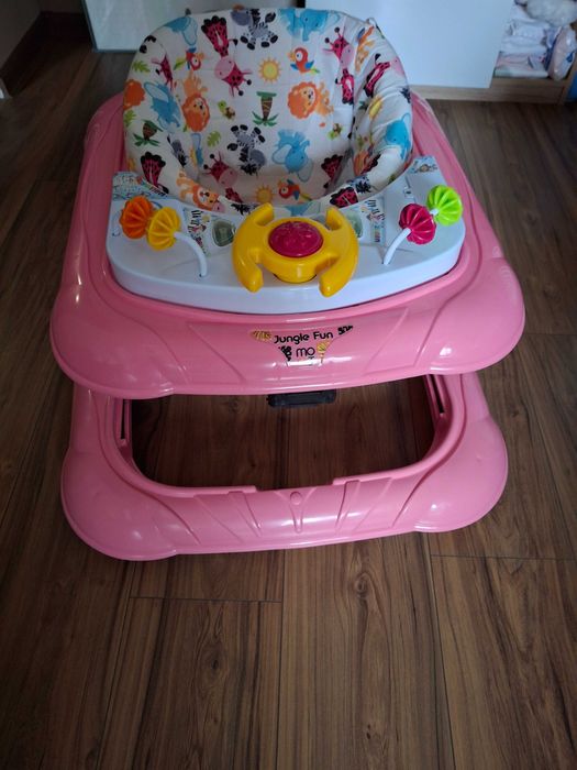 Проходилка за момиче