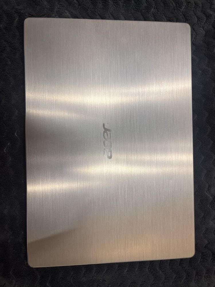 Acer swift 3 / 12gb оперативной памяти, 512 ssd, ryzen 3500u