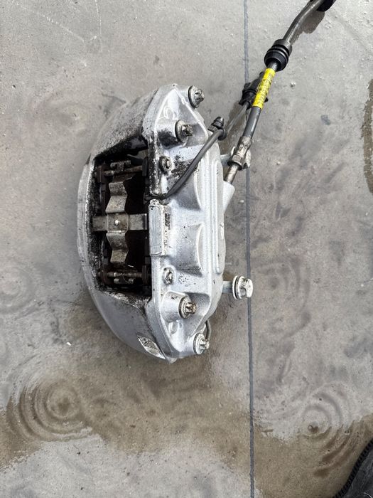 Etrier frana fata stanga AUDI Q5 8RB 2008 - > 8r0615105be