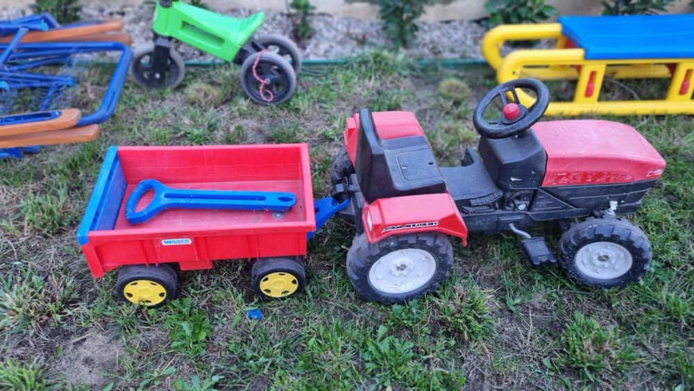 Tractor cu remorca pt copii