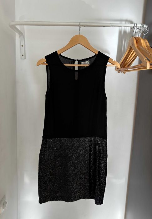 Rochie Neagra cu Paiete