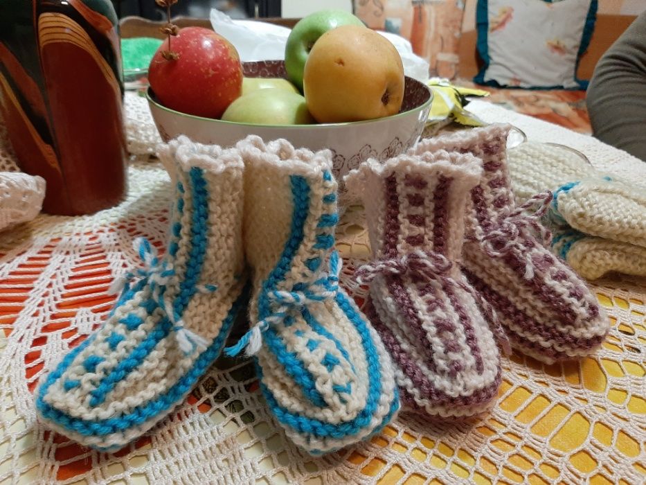 Детски и Бебешки вълнени чорапи