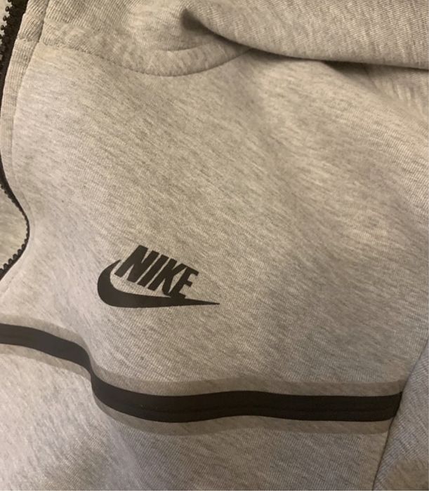 Tech Fleece Grey