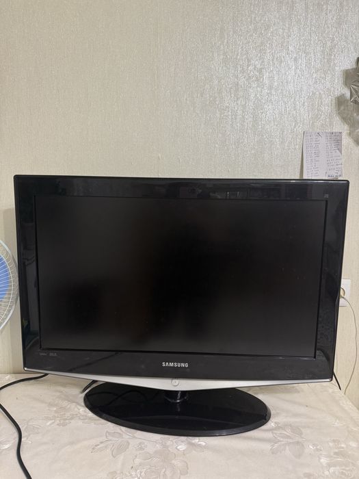 Телевизор samsung