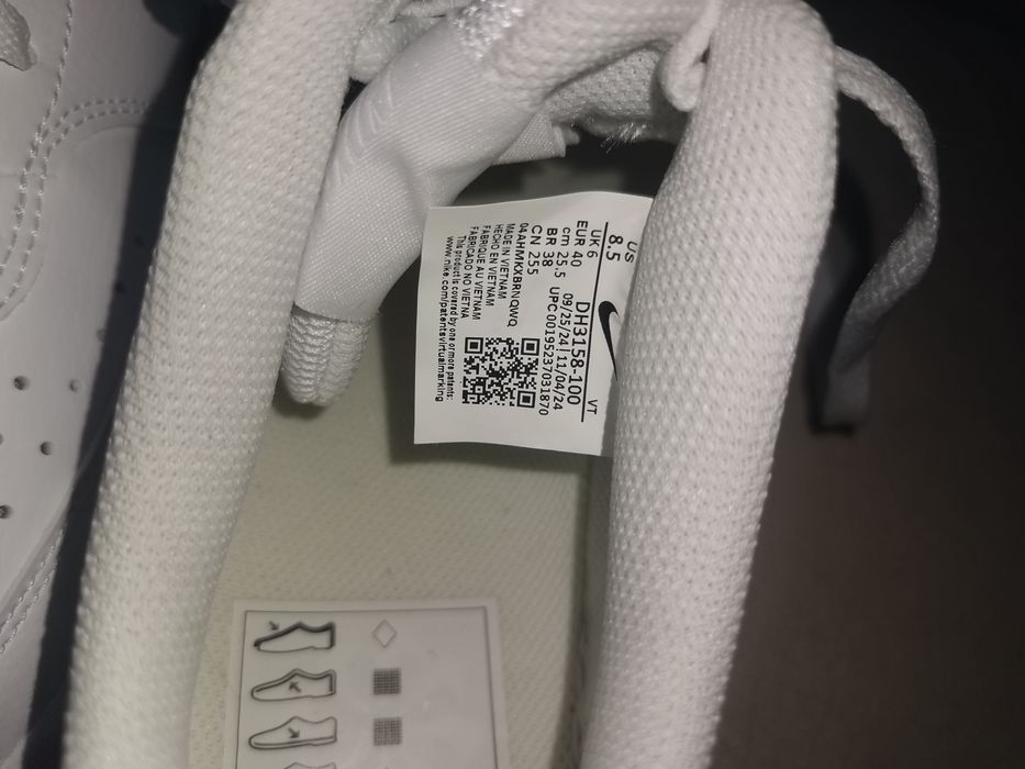 Adidasi Nike marimea 40(25,5cm)