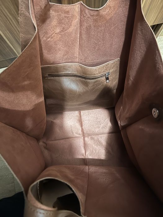 Кожена чанта тип торба