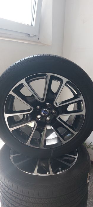 Vand set 4 roti pe 18 originale Volvo