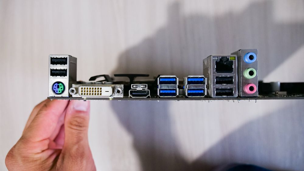 Gigabyte B450-DS3H | В отличном состоянии