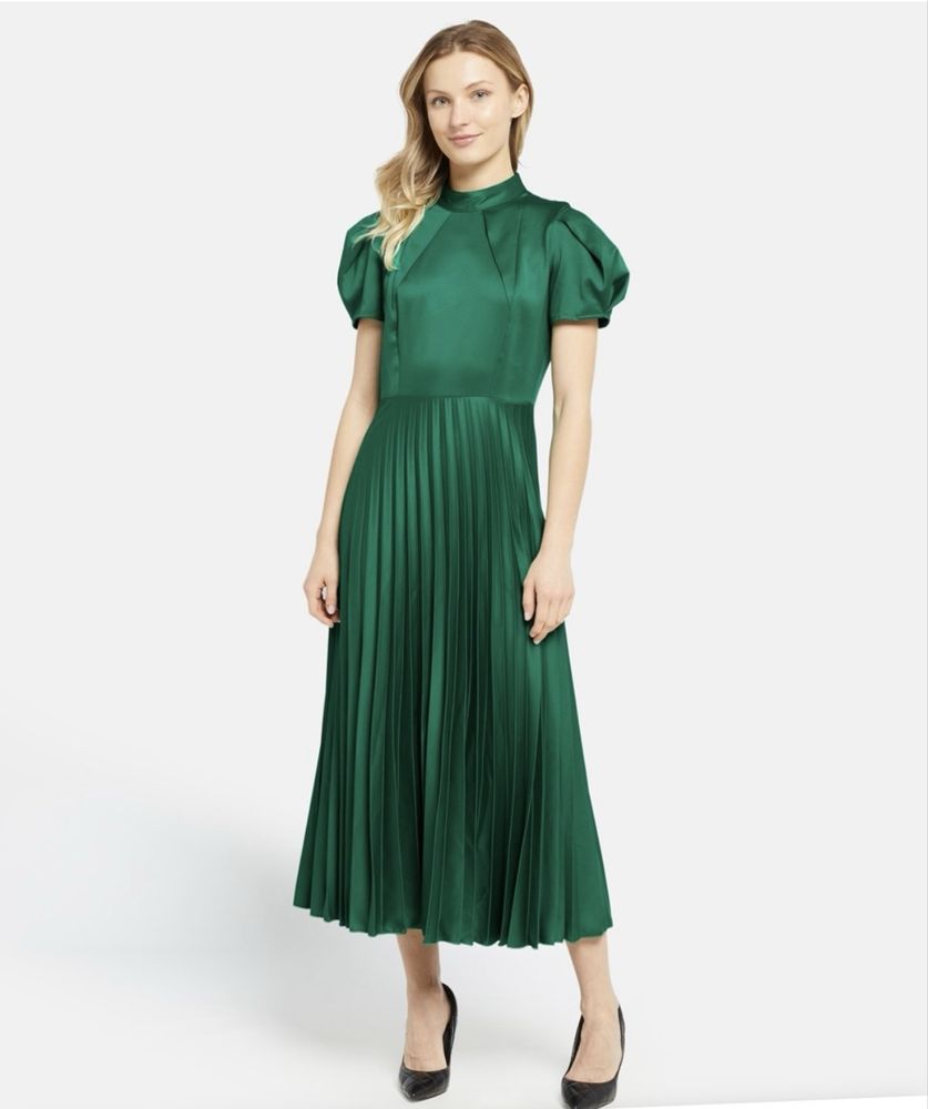 Зелена елегантна рокля Closet