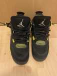 Vand Jordan 4 yellow thunder