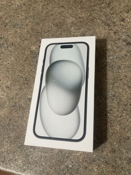 Iphone 15 128GB black новый