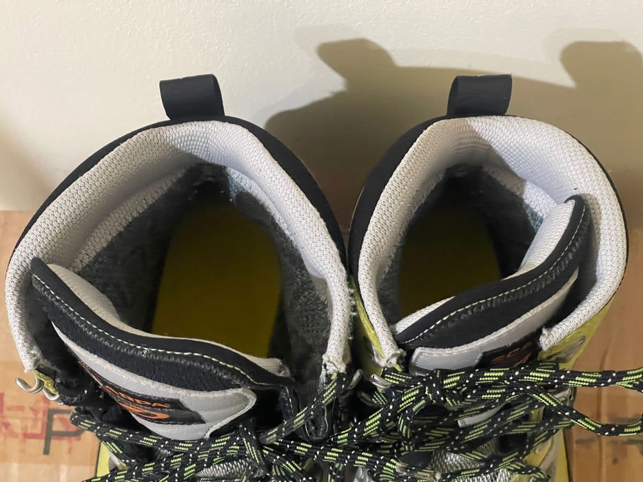 Scarpa bocanci High de alpinism