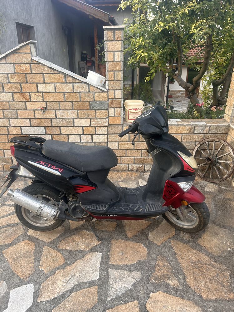 Скутер Bautian 125cc