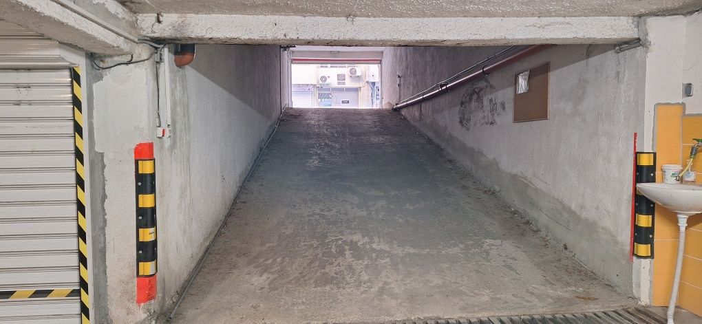 Дава се под наем Гараж / Паркомясто в к.к. Слънчев ден - 18 кв.м за 127.5 € - Снимка #2