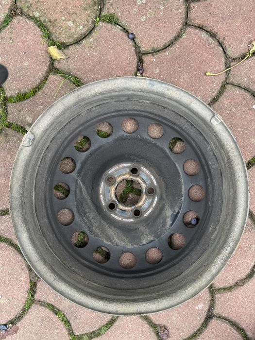 Vand jante Volkswagen cu capace fără cauciucuri‼️‼️