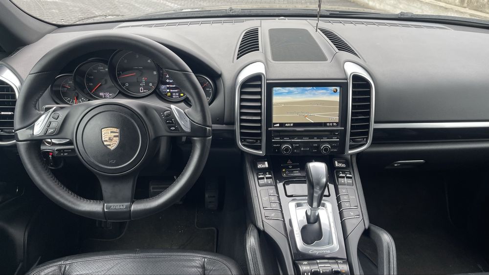 Porsche Cayenne an 2012 Diesel 3.0 245Cp 11900€