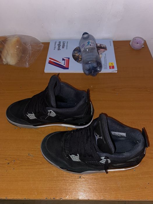 Jordan 4 black canvas retro