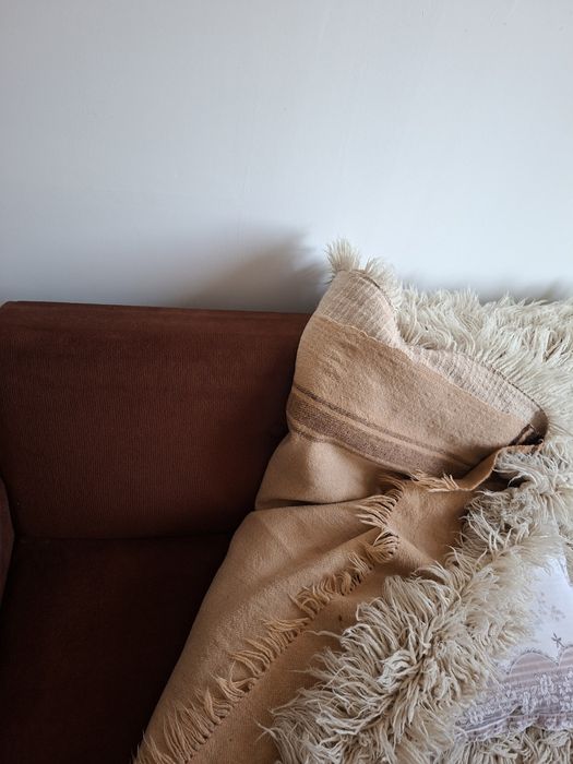 Диван + 2 фотьойла + табуретка