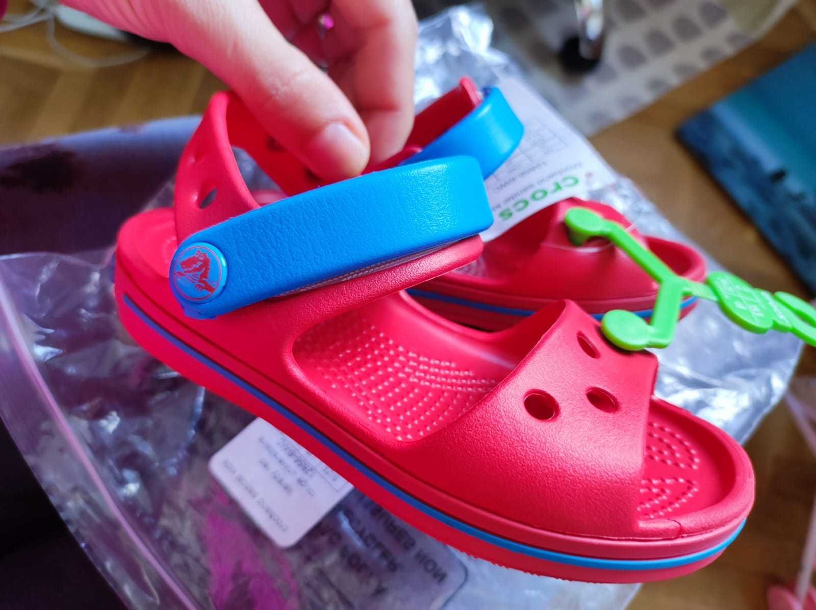 CROCS Сандали размер 24-25