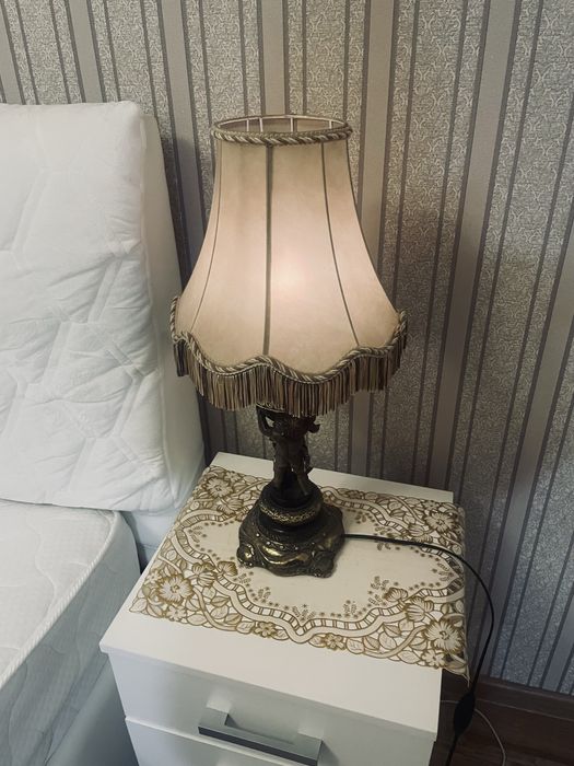 Продам два светильника