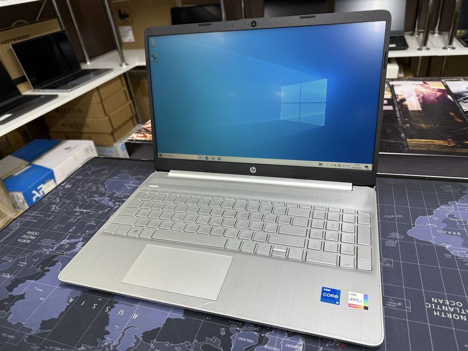 Ноутбук HP Laptop 15s - Core i5-1135G7/8Gb/512Gb