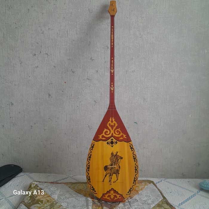 Продам домбру  за дешево