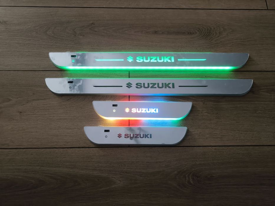 Set 4 Protectii magnetice LED RGB Praguri Suzuki (față și spate)
Ilumi