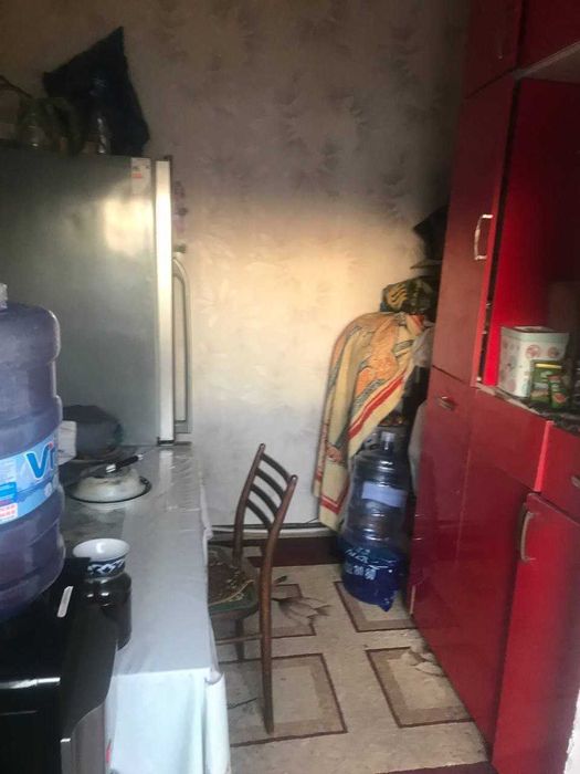 chilonzor tumani 20kv 2 xonali uy sotiladi