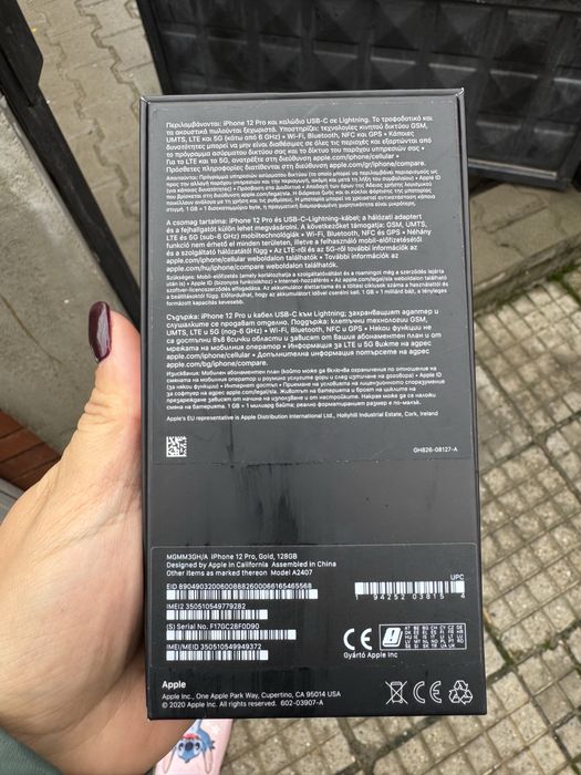 Телефон Iphone 12 pro