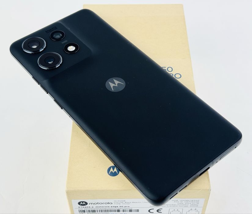 Motorola Edge 50 Pro 512GB 12GB RAM Black Перфектен! Гаранция!