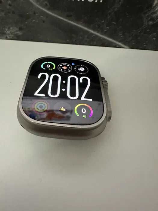 Apple Watch Ultra 2 - Титаниев корпус
