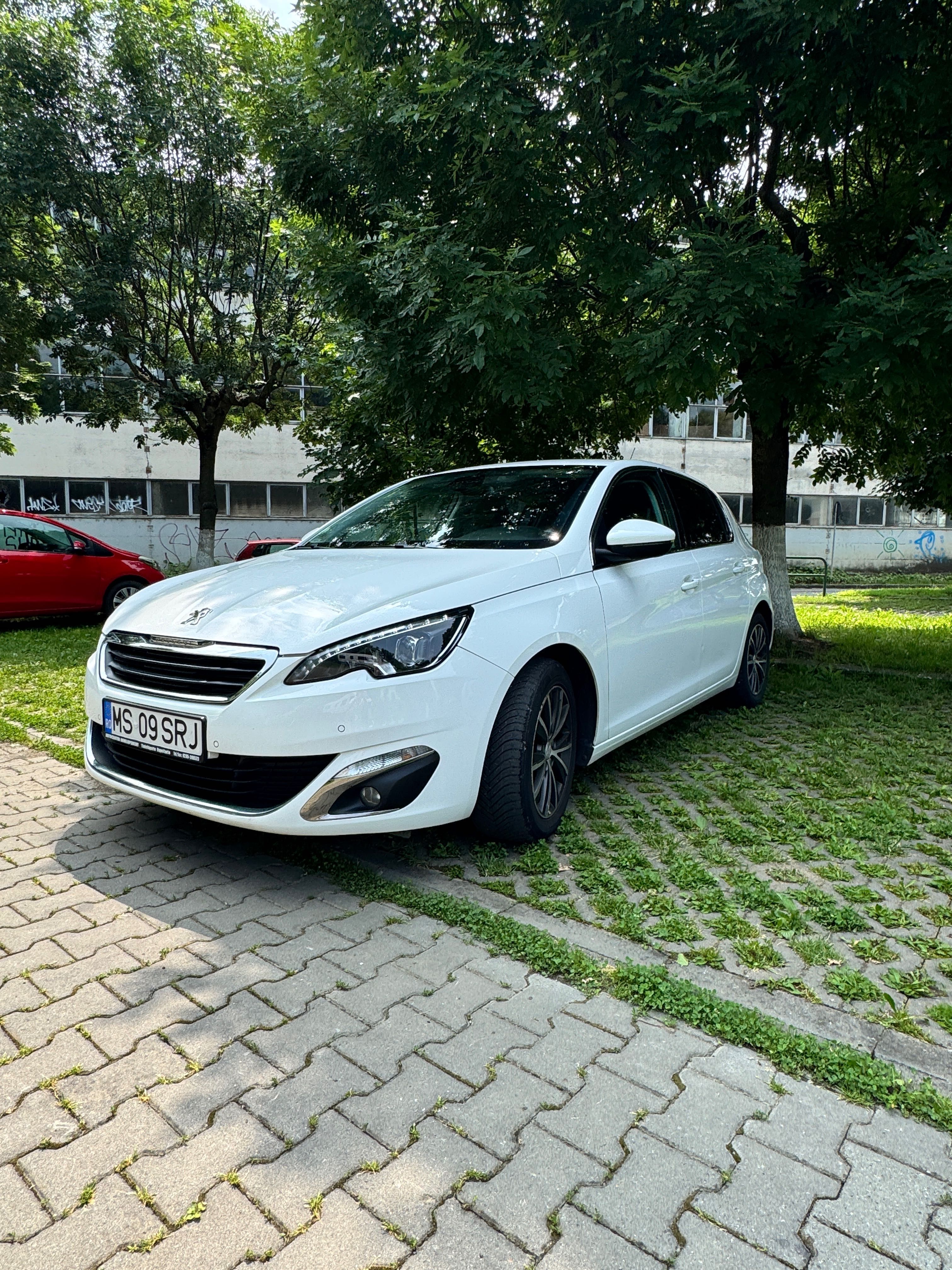Peugeot 308 1.6 HDi 120 CP,Euro 5, 2014 – Full LED, Navi