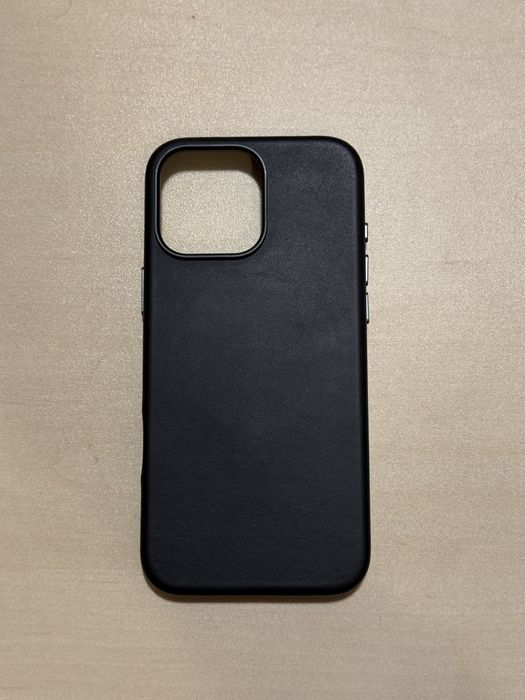 Iphone 16 Pro Max Nomad Traditional Leather