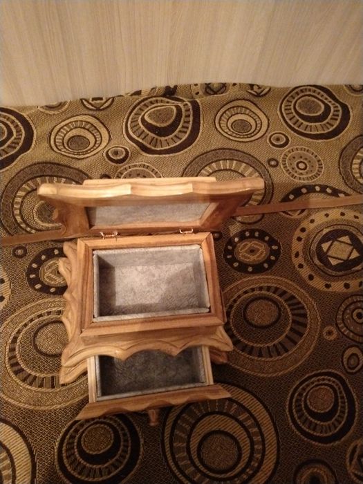 Шкатулка для украшений