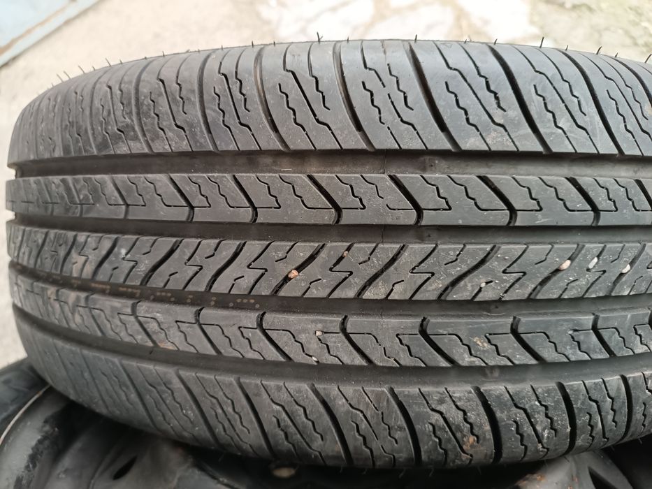 205/55/16,hankook9mm,dot 4221