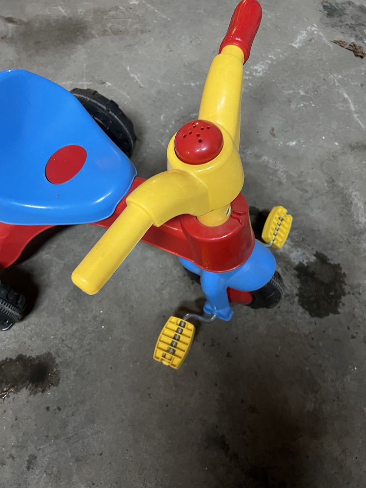 Детска триколка с педали
