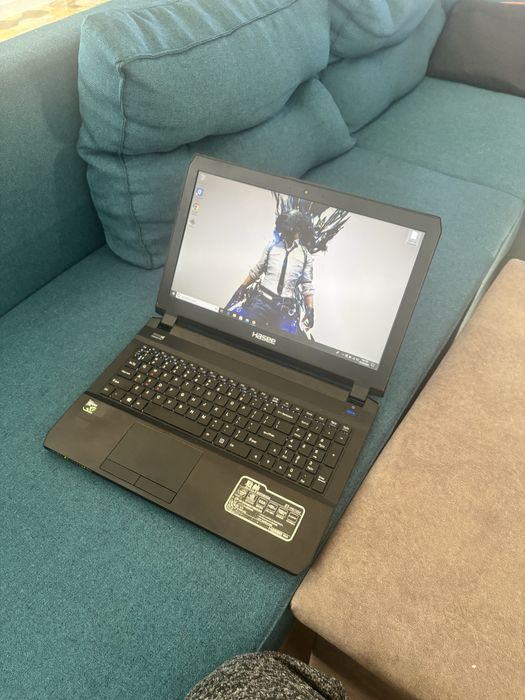 Clevo Gaming• Procesor i7.. 16gb ram.. Placa video Nvidia 6gb dedicat