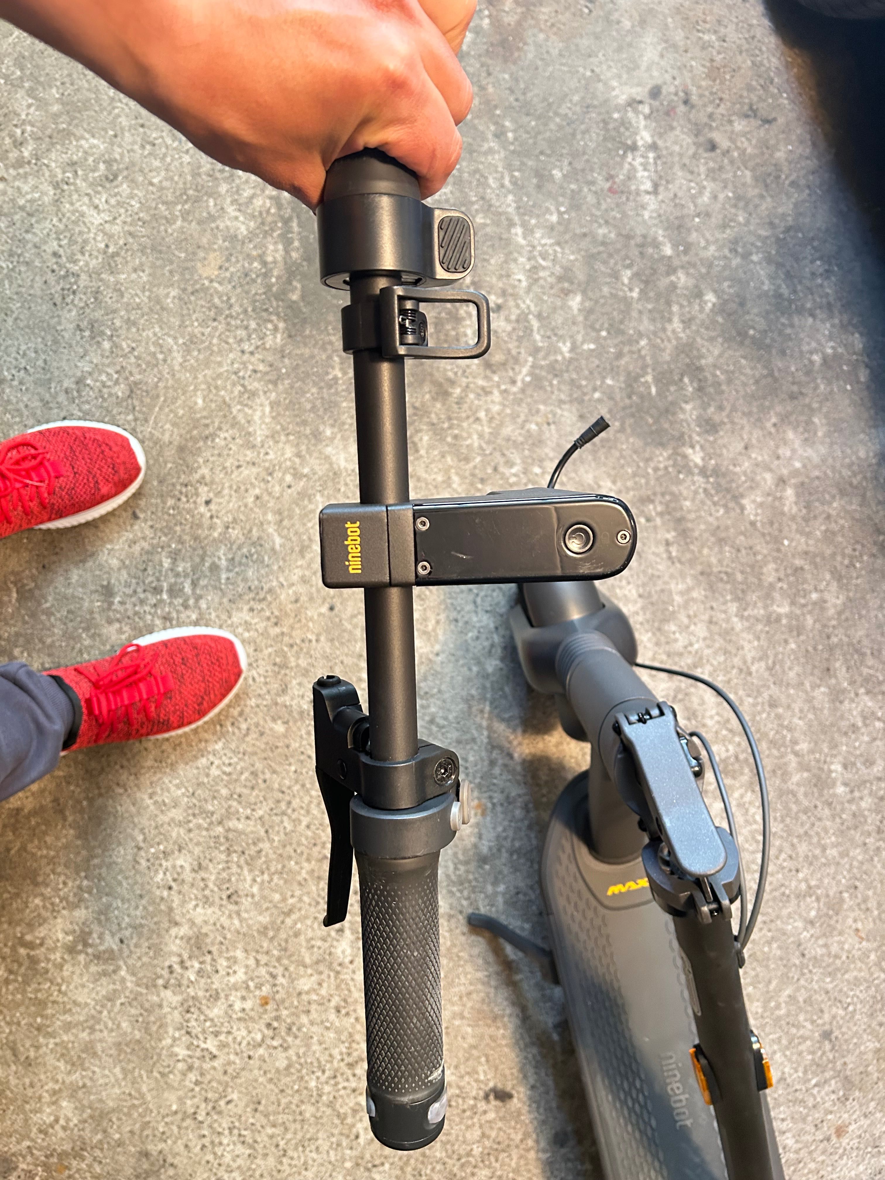Segway G2D max електрическа тротинетка.