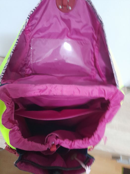 Vand ghiozdan pt fetite