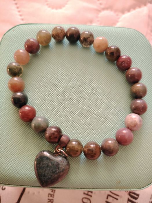 Гривна с индийски ахат